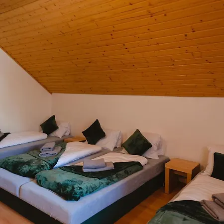 Jambrichova Chalet *