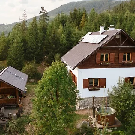 Jambrichova Chalet
